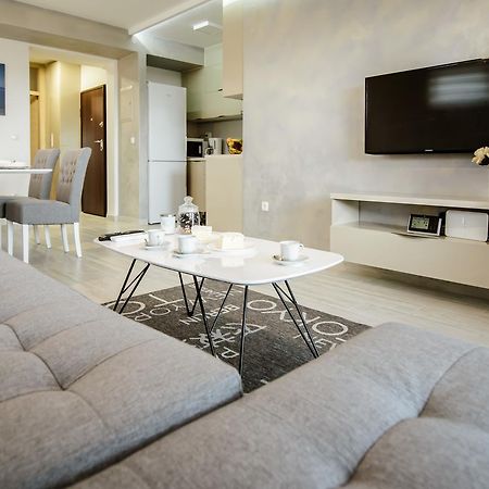 Apartment Lulu Makarska Esterno foto
